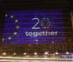 Зградата на Еврокомисијата осветлена во чест на 20-годишнината од големото проширување на ЕУ 