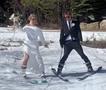 Несекојдневна свадба ги воодушеви сите- кажаа „Да“ и со гостите се качија на скии (ВИДЕО)