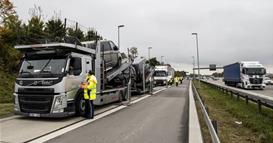 Членките на ЕУ одобрија построги ограничувања за CO2 за камиони и автобуси