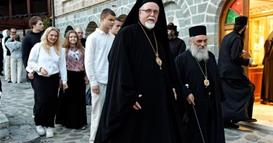 Во посета на Бигорски манастир митрополитот Илија и православни верници од Финска