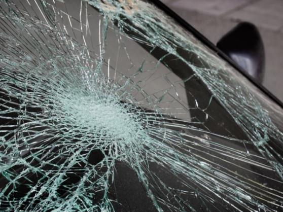 Возило излетало од коловозот на патот Македонска Каменица - Виница, возачот починал