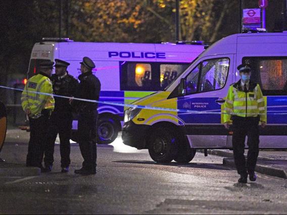 Тројца мажи се уапсени во Манчестер поради сомневање за тероризам 
