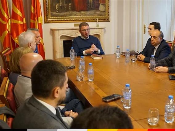Мицкоски на средба со коалицијата „Твоја Македонија“, во разговори за формирање идна влада