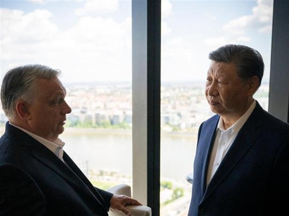 Орбан и Си потпишаа бројни договори- од брза пруга до фабрика за електрични автомобили