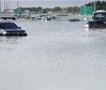 Граѓаните на Дубаи пријавуваат непозната болест, ја поврзуваат со неодамнешните поплави 