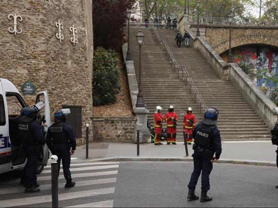 Маж се заканувал со експлозив во иранскиот конзулат во Париз, уапсен е 